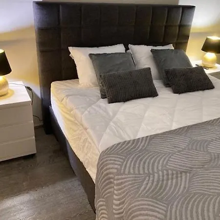 Apartment Aisa Studio 39 *